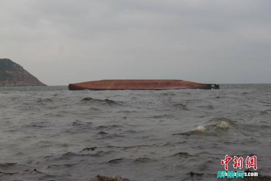 受害者乘坐的船只在暴風雨中神秘消失
