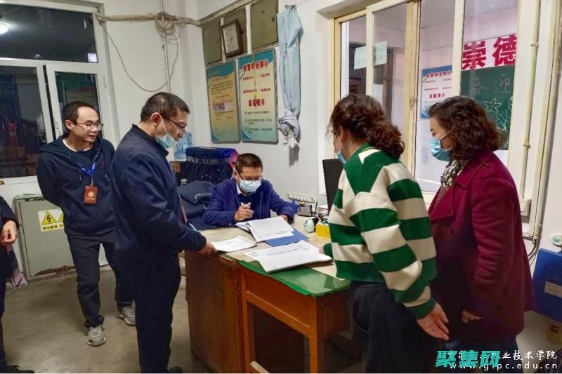 掌控學生記錄
