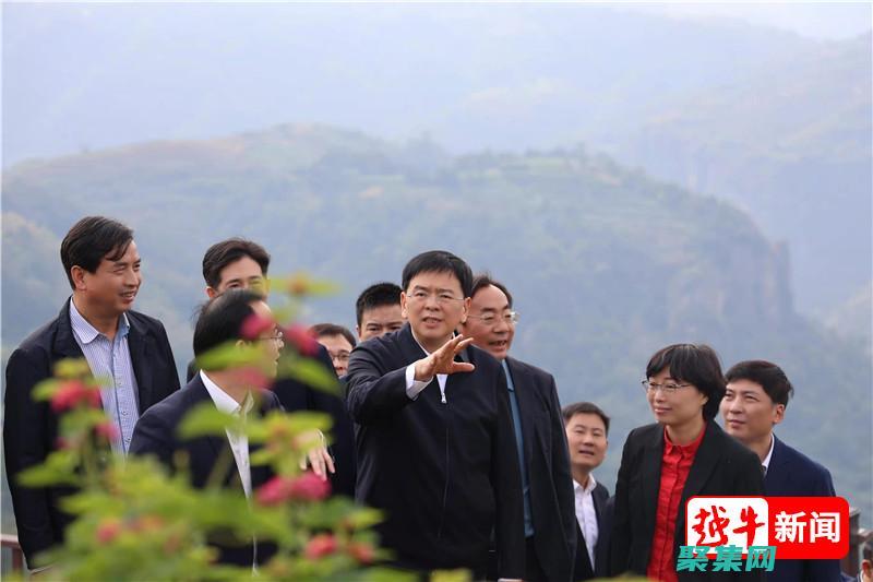 激發創造力：從頭到尾探索網頁背景圖片的無限可能性 (激發創造力英語)